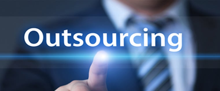  4 Compelling Reasons to Outsource E-learning [Infographic] 