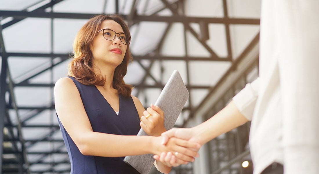 Maximizing ROI: 4 Key Questions to Ask Your eLearning Outsourcing Partner