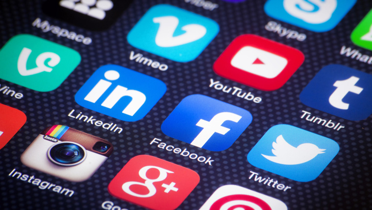 5 Ways to Use Social Media in Online Training [Infographic]