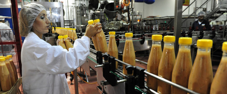  4 Right Reasons to Use Videos for Process Training in the Manufacturing Sector 