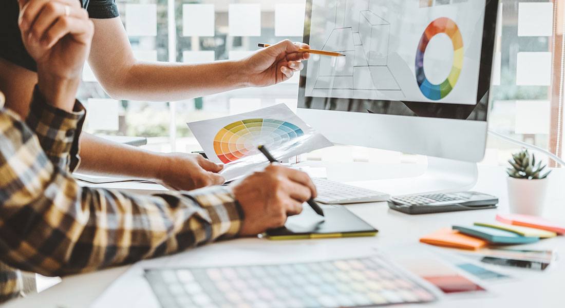 6 Best Reasons Why You Should Choose Custom eLearning [Infographic]