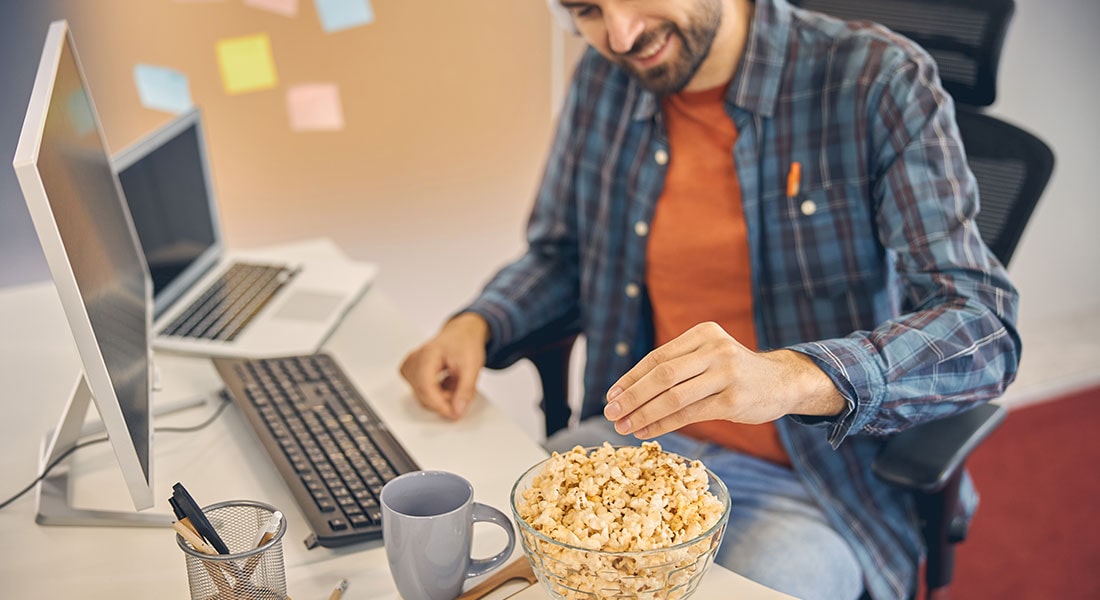How Microlearning Solutions Boost Productivity for Today’s Busy Workforces