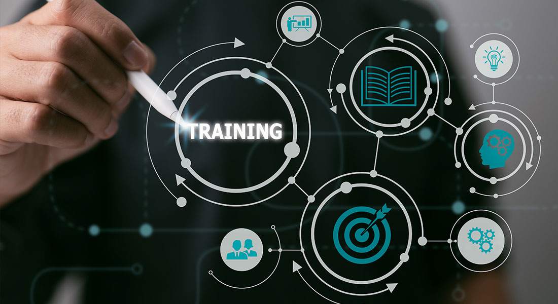 8 Online Learning Trends and Challenges to Look Out for in 2024