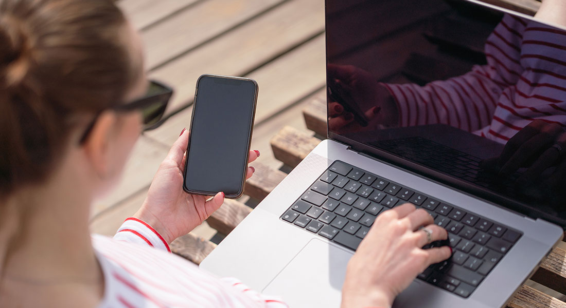 How to Find the Right eLearning Outsourcing Partner? [Insider’s Guide]
